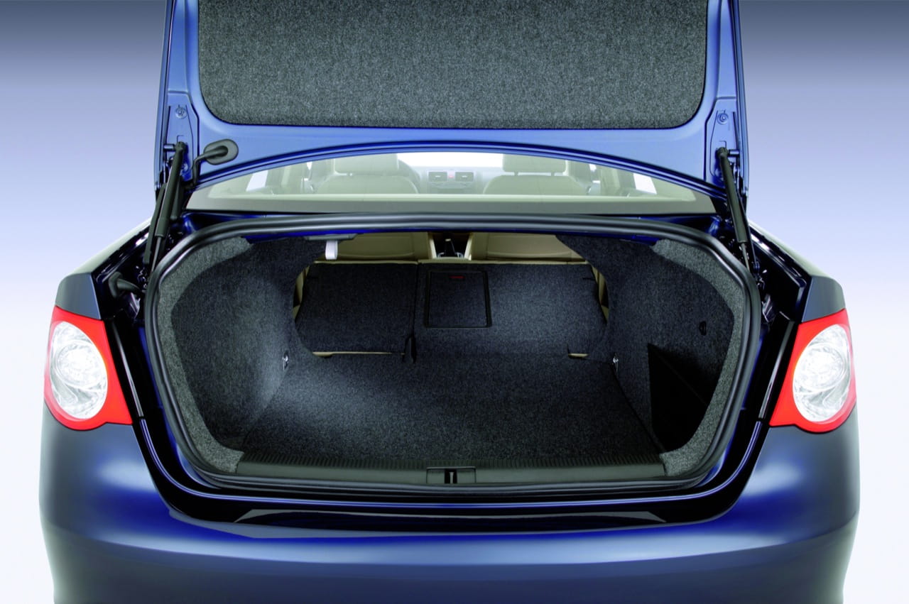 Volkswagen Jetta interior
