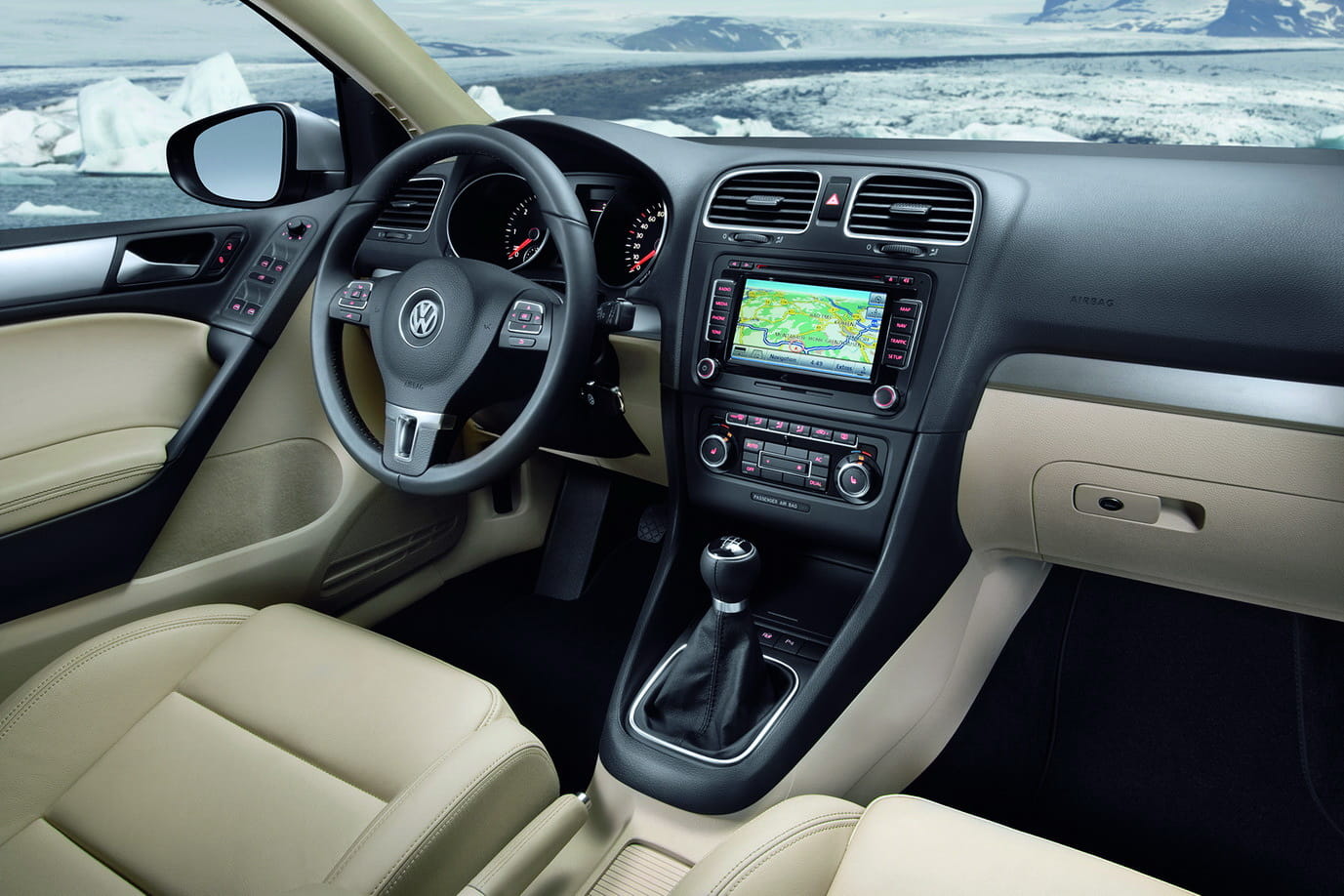Volkswagen Golf VI - Interior 8