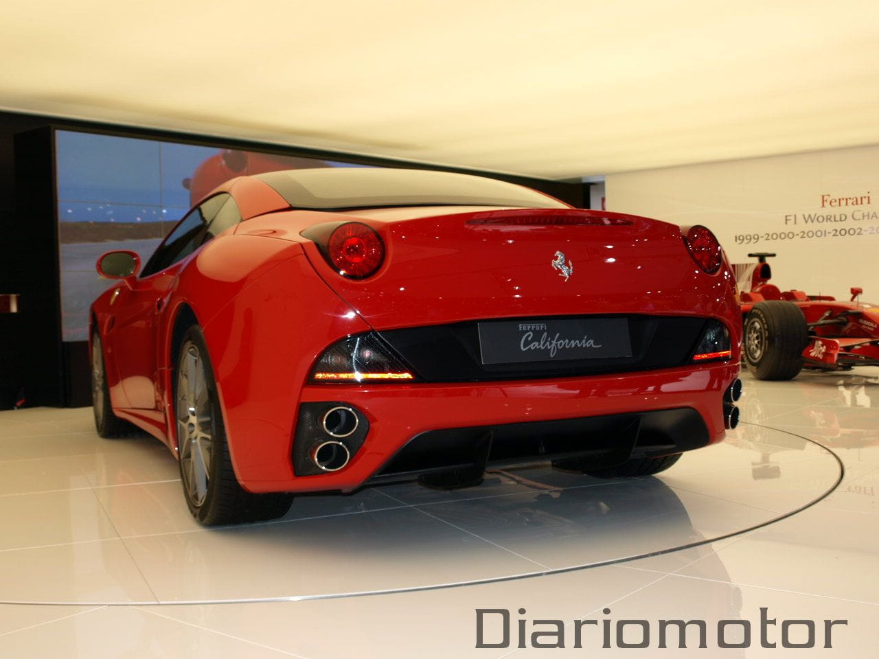 Ferrari California en París 2008