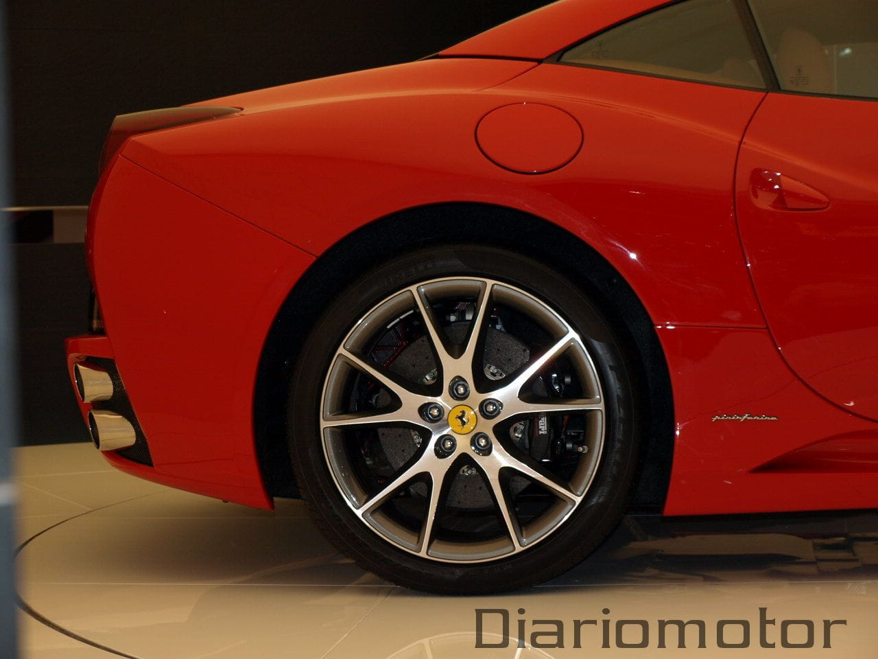 Ferrari California en París 2008
