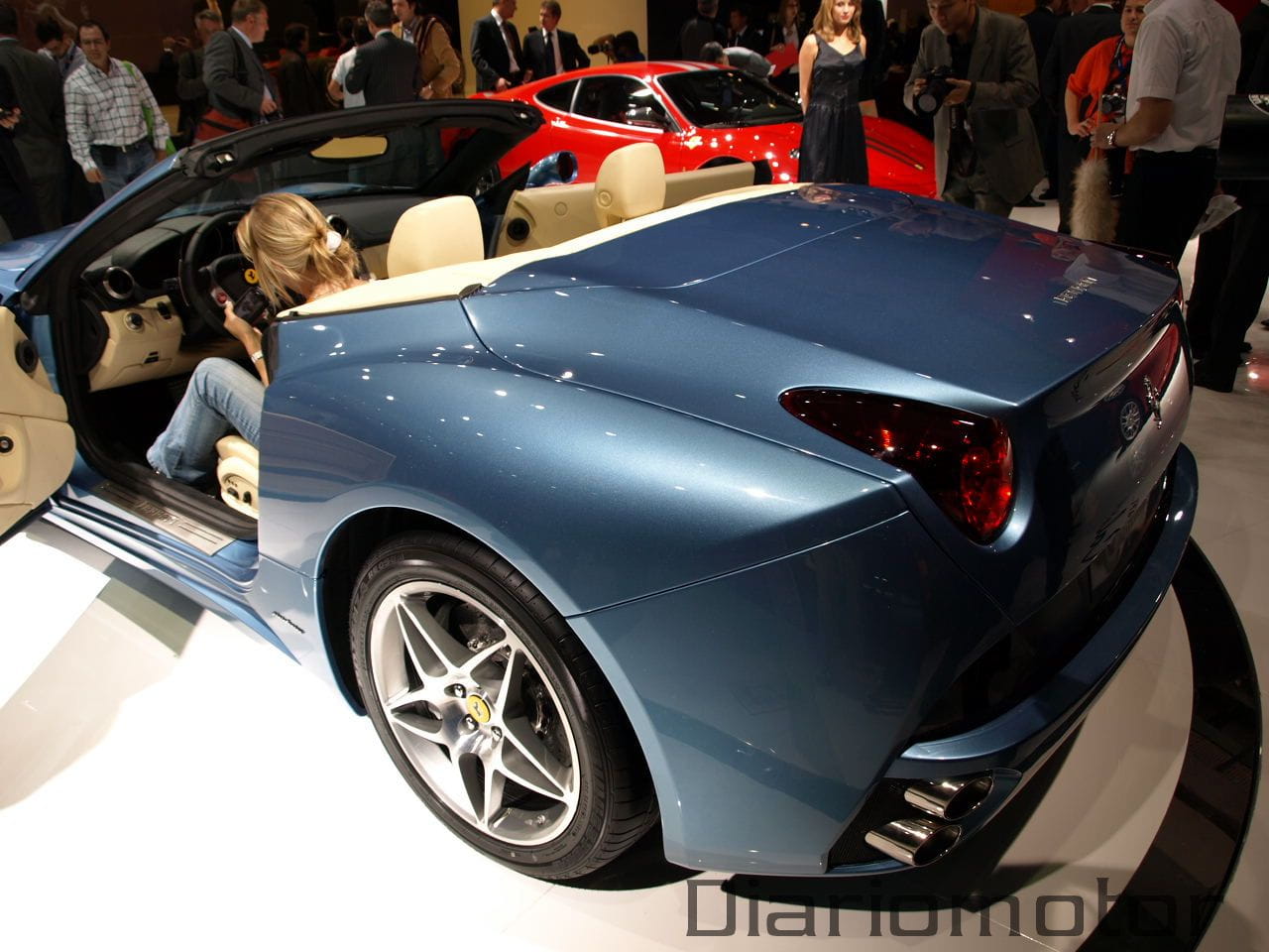 Ferrari California en París 2008