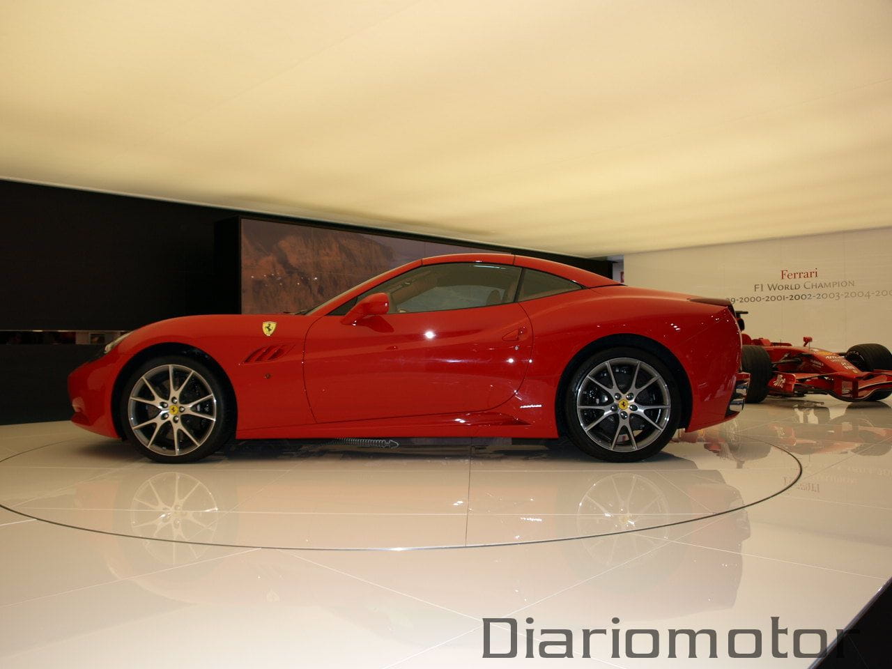 Ferrari California en París 2008
