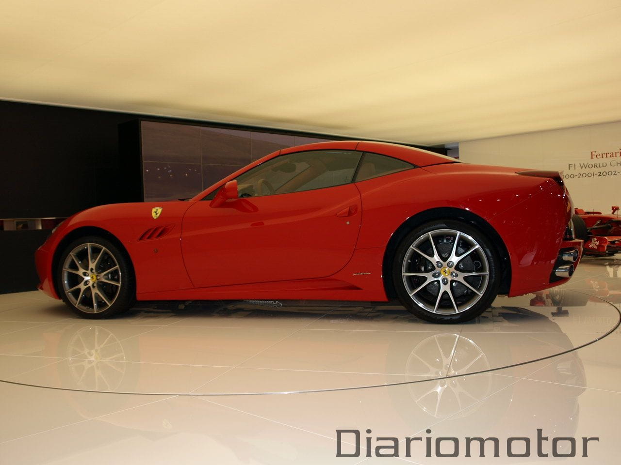 Ferrari California en París 2008