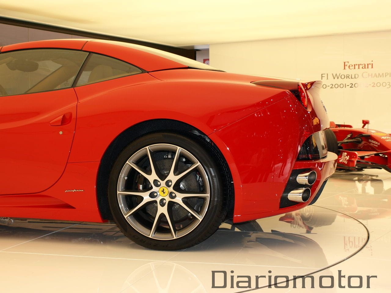 Ferrari California en París 2008