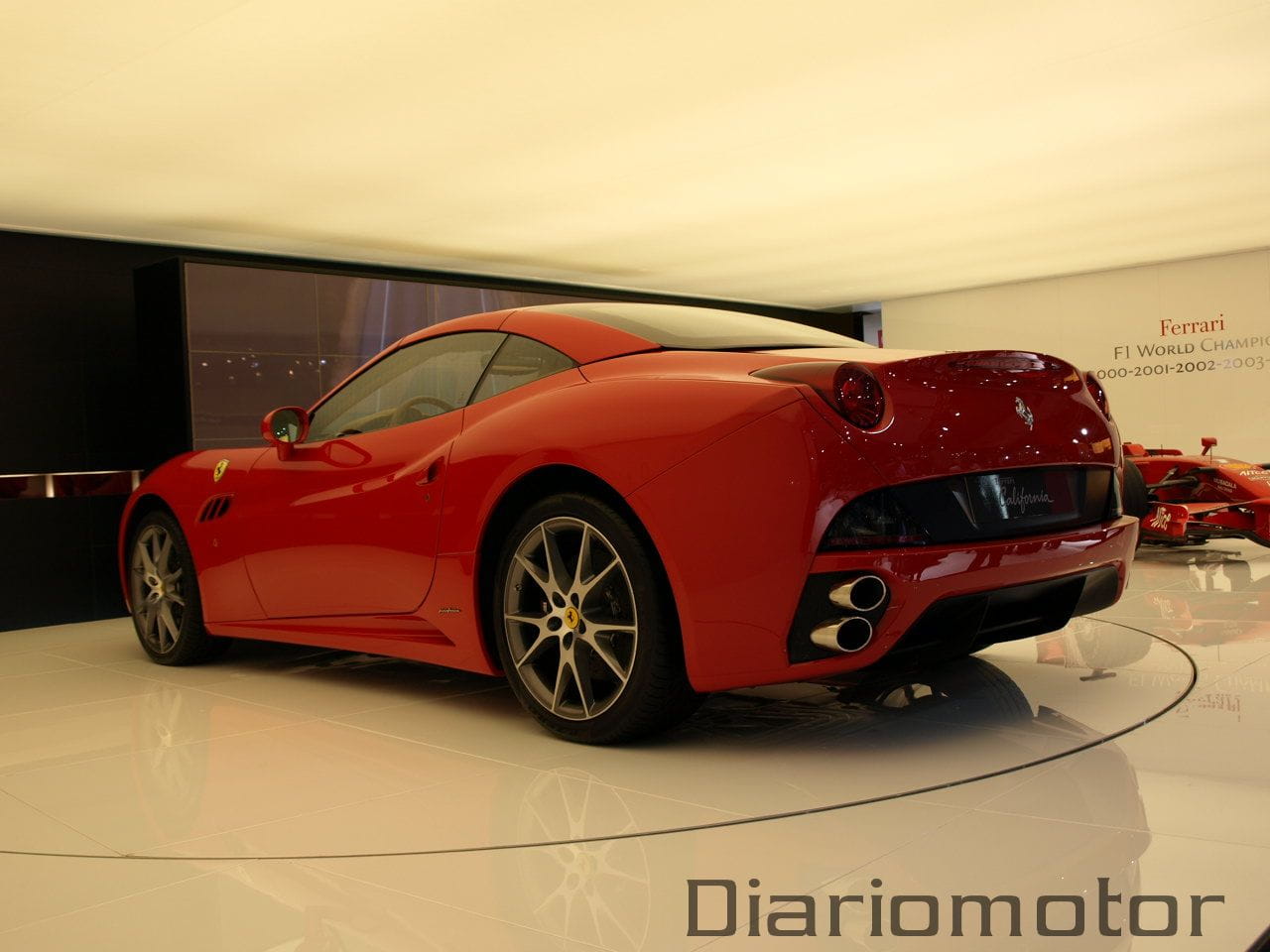 Ferrari California en París 2008