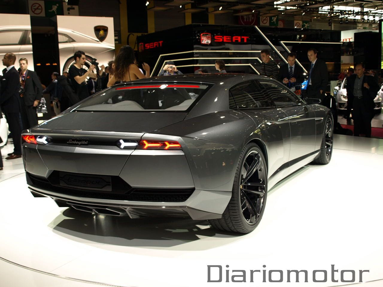 Lamborghini Estoque en París 2008