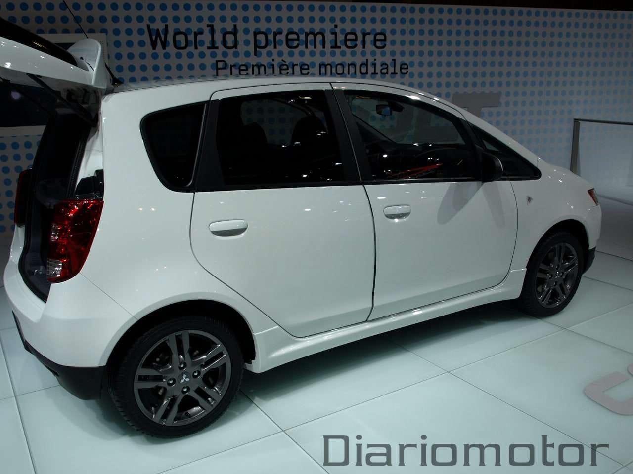 Mitsubishi Colt Ralliart en París 2008