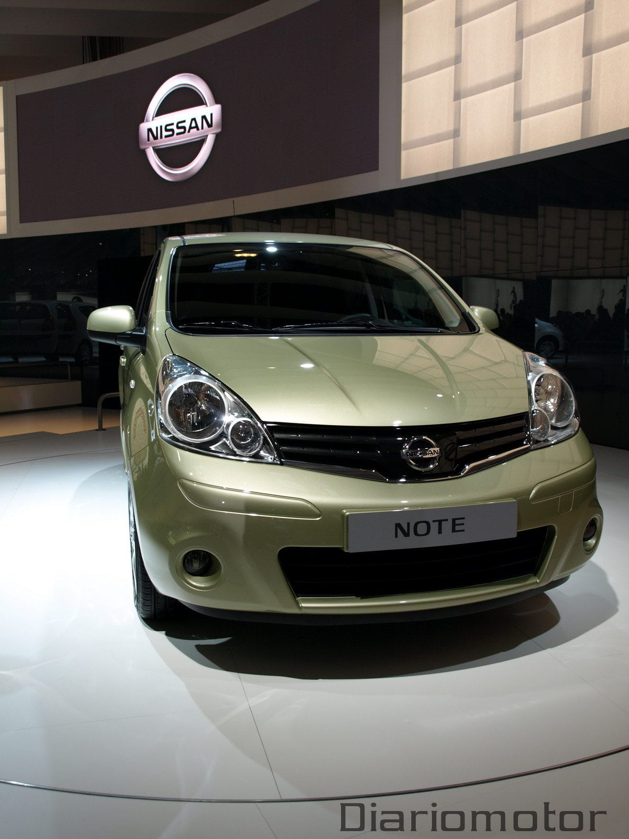 Nissan Note en París 2008
