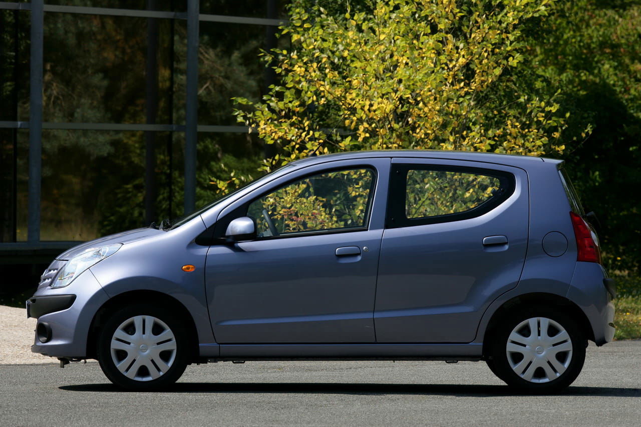 Nissan Pixo
