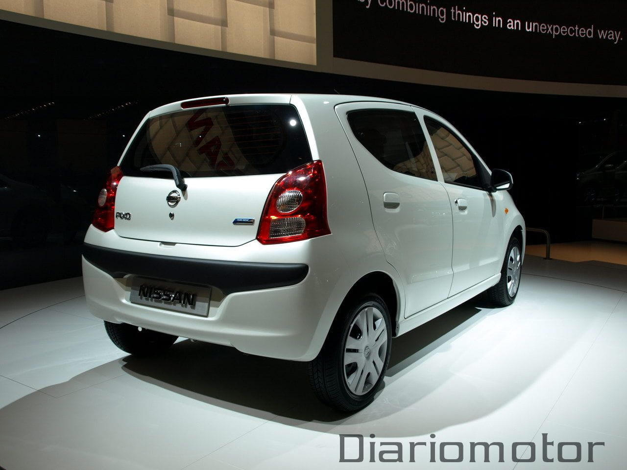 Nissan Pixo en París 2008