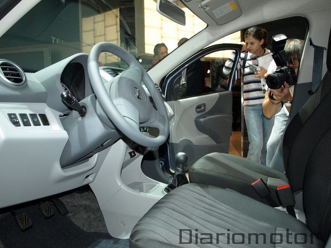 Nissan Pixo en París 2008