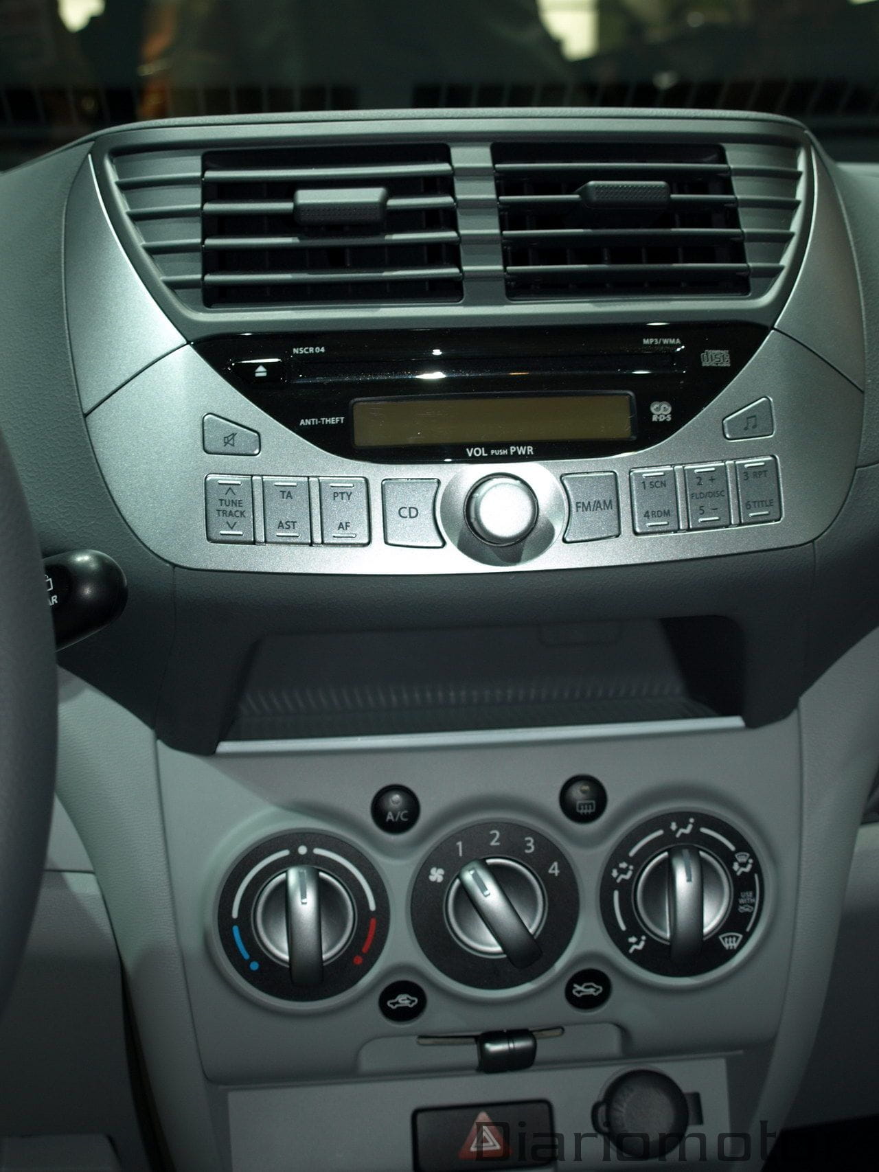 Nissan Pixo en París 2008
