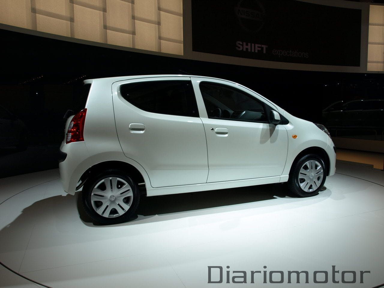 Nissan Pixo en París 2008