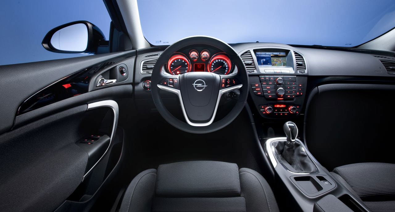 Opel Insignia - Interior 2