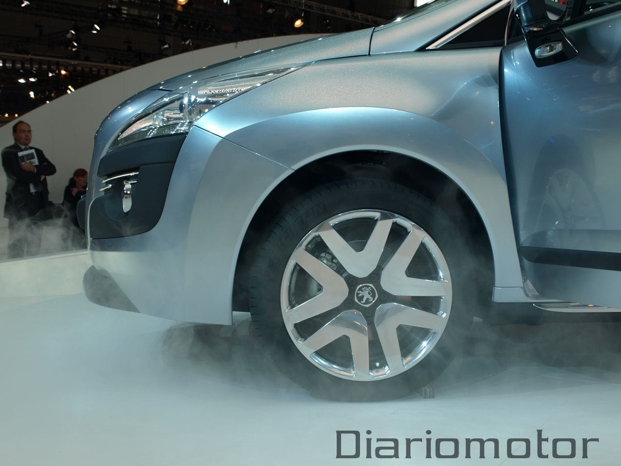 Peugeot Prologue HYmotion4 Concept en París 2008