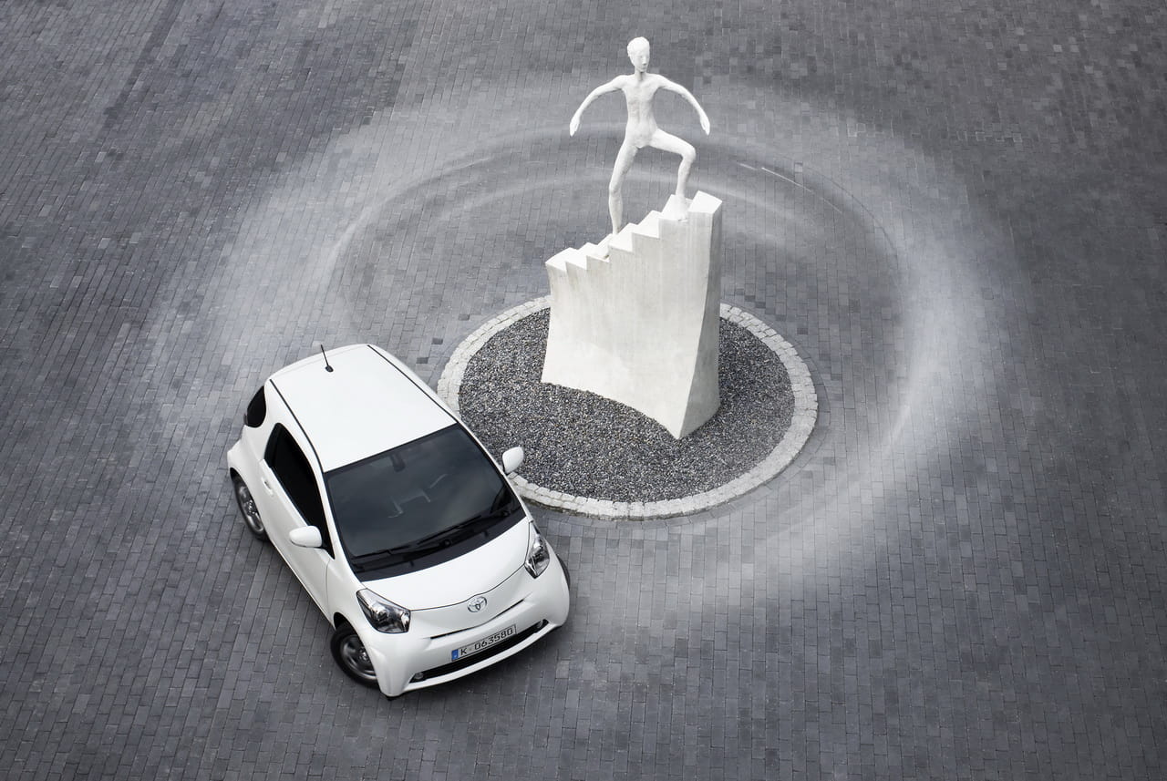 Toyota iQ