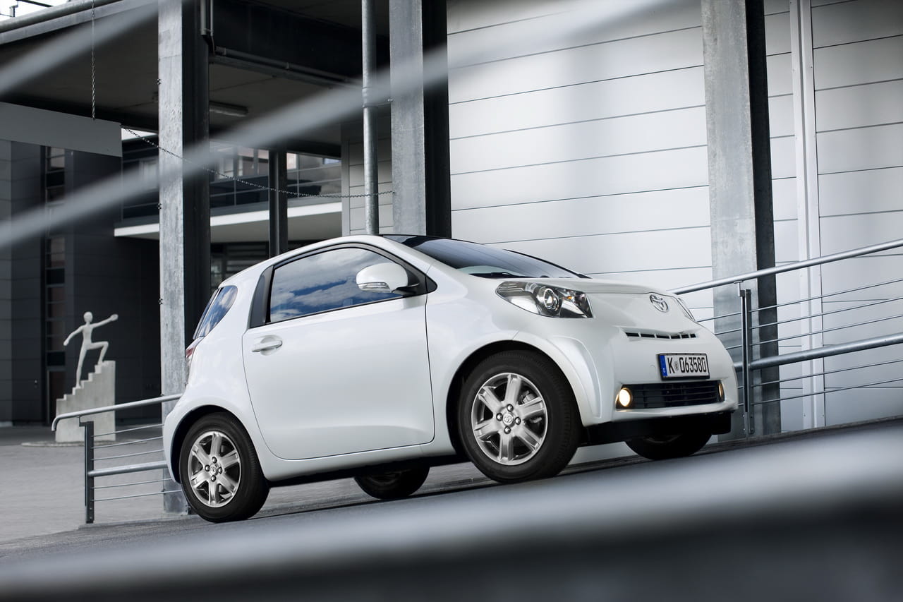 Toyota iQ