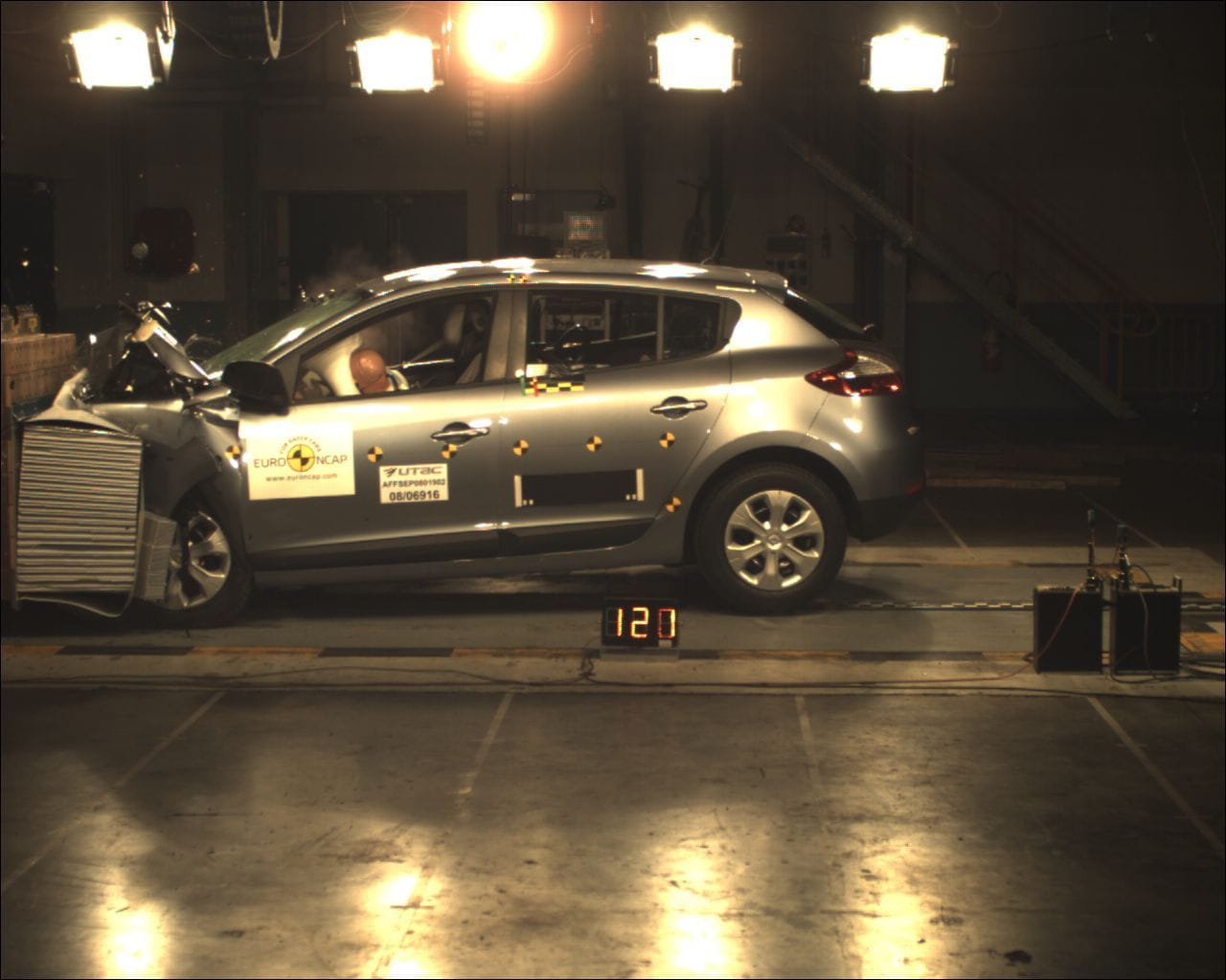 euroncap-renault-megane-01