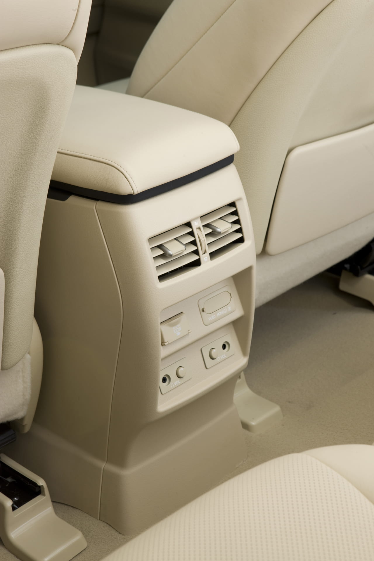 lexus-rx-015