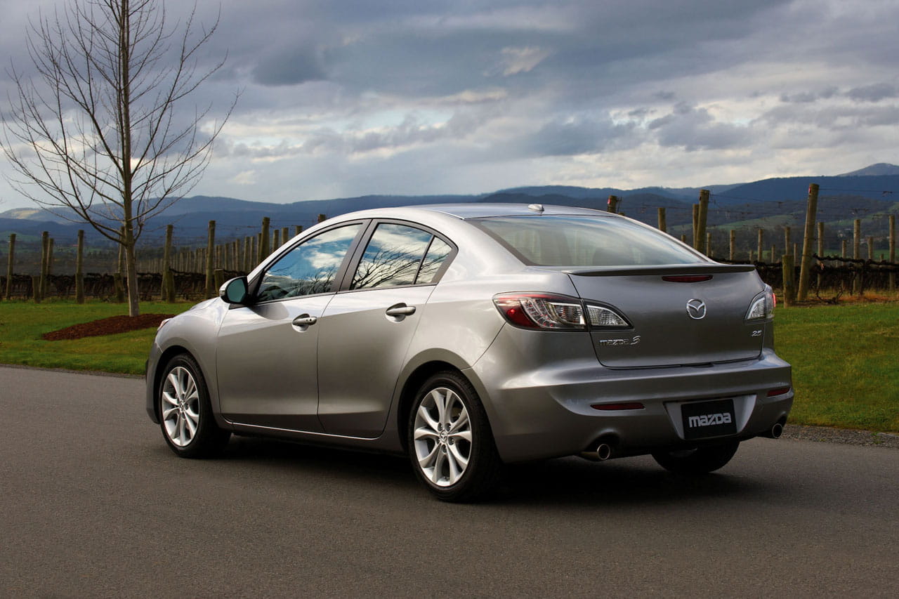 Mazda 3 Sedan 2010