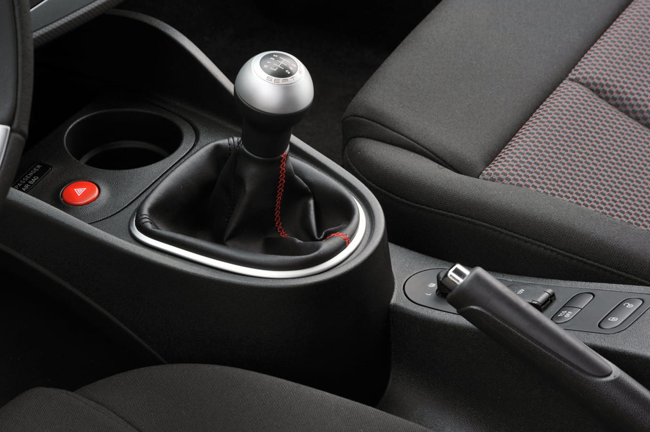 seat-leon-linea-r-34