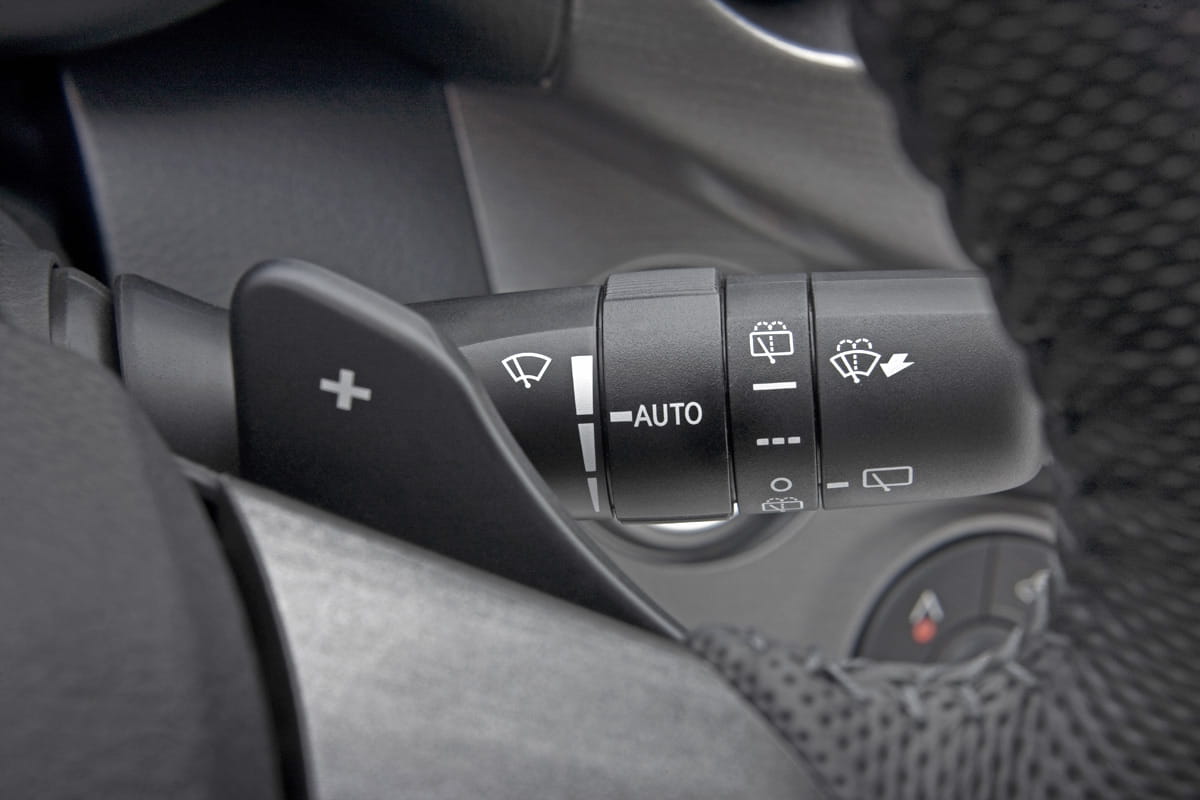 Toyota RAV4 2009 - Interior 4