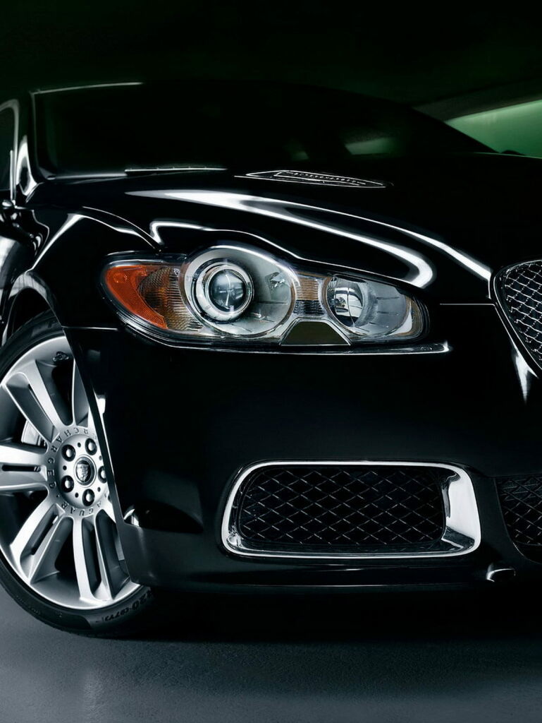 Jaguar XF-R