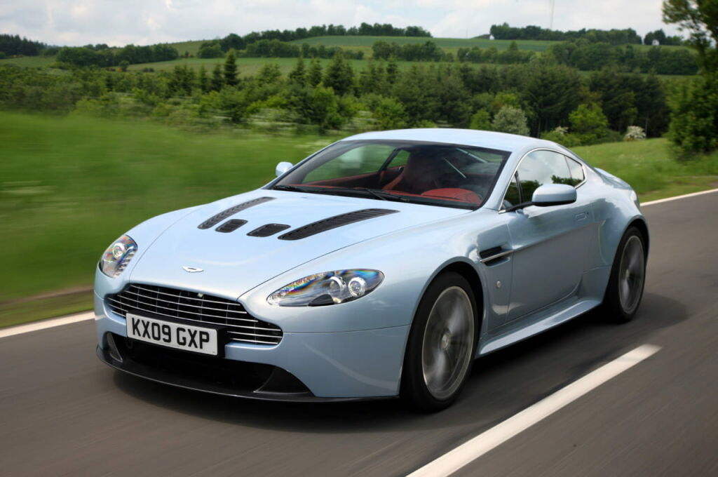 Aston Martin V12 Vantage