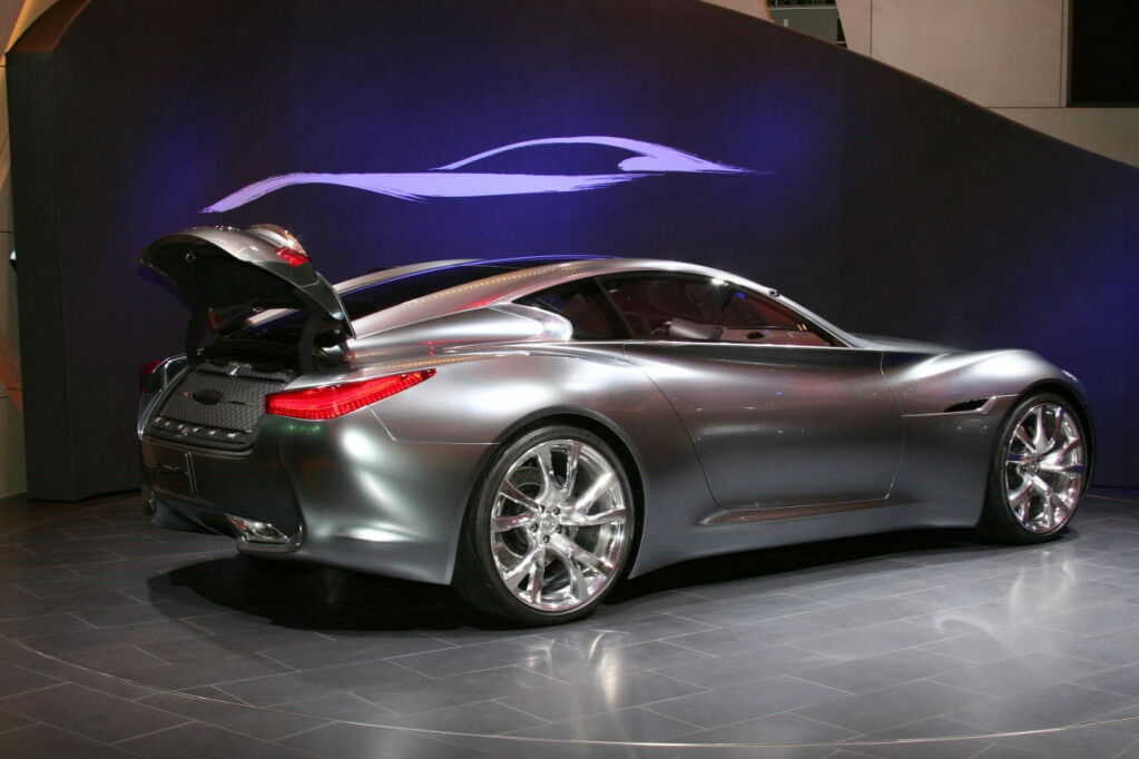 Infiniti Essence