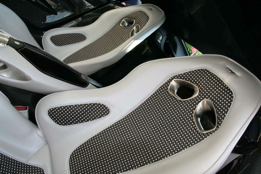 Aston Martin One-77
