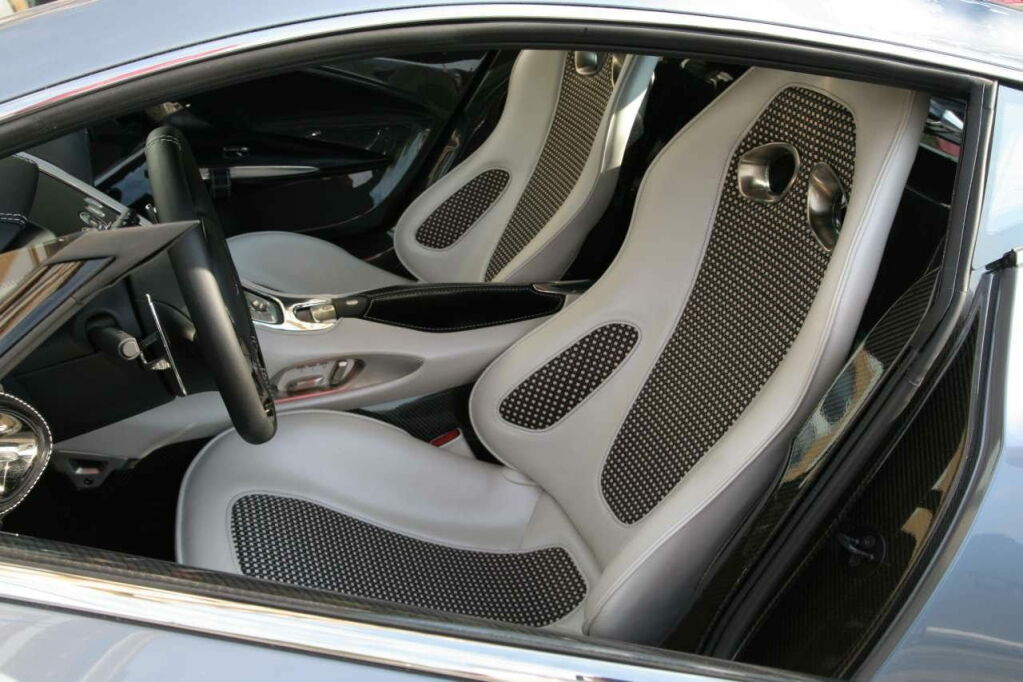 Aston Martin One-77