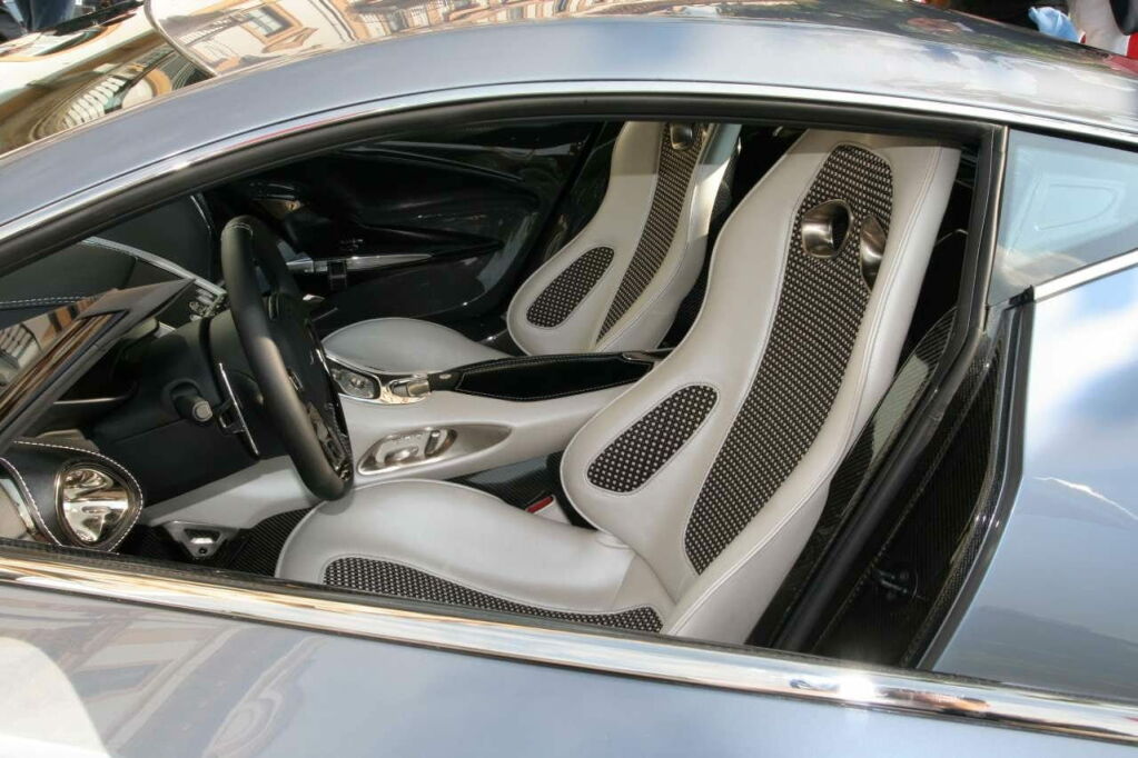 Aston Martin One-77