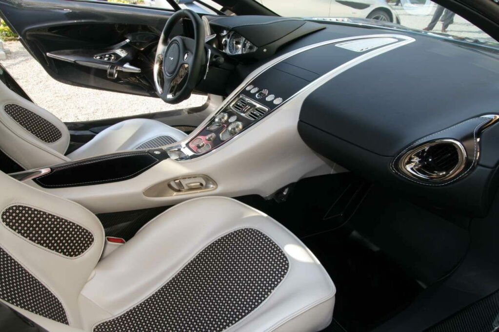 Aston Martin One-77