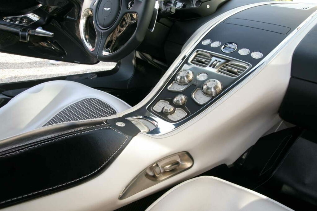 Aston Martin One-77