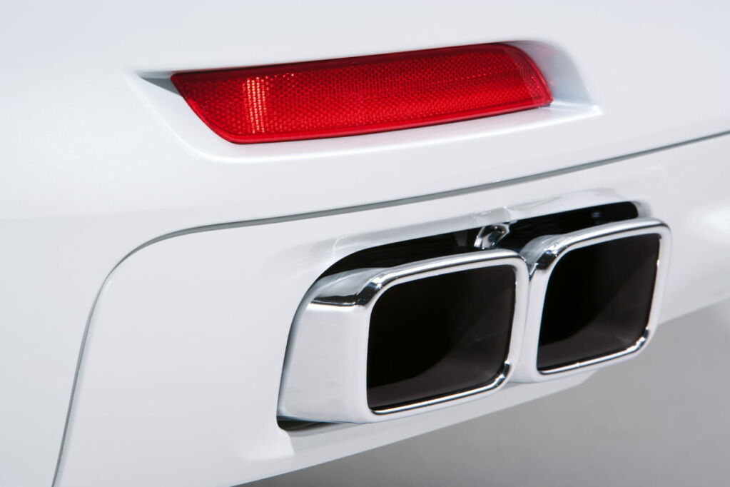 bmw-760i-760li-17