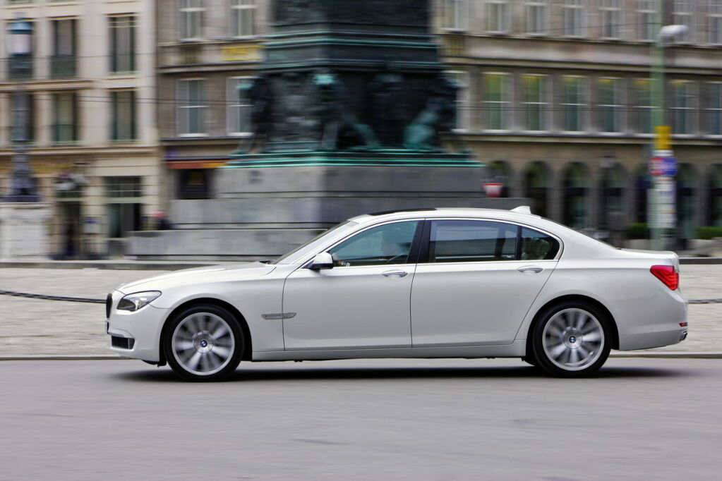 bmw-760i-760li-7
