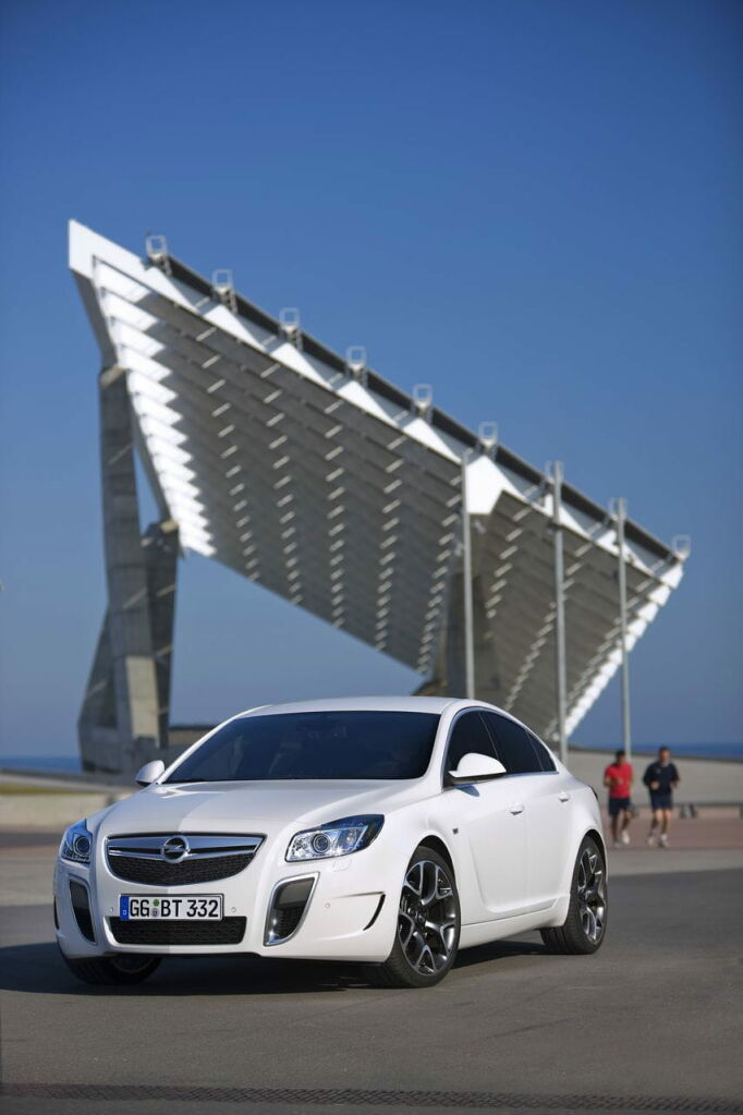 Opel Insignia OPC, primeras imágenes