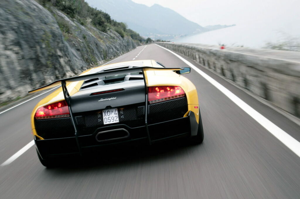 Lamborghini Murci lago LP 6704 SuperVeloce