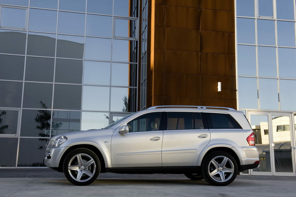 mercedes-bluetec-suv-4