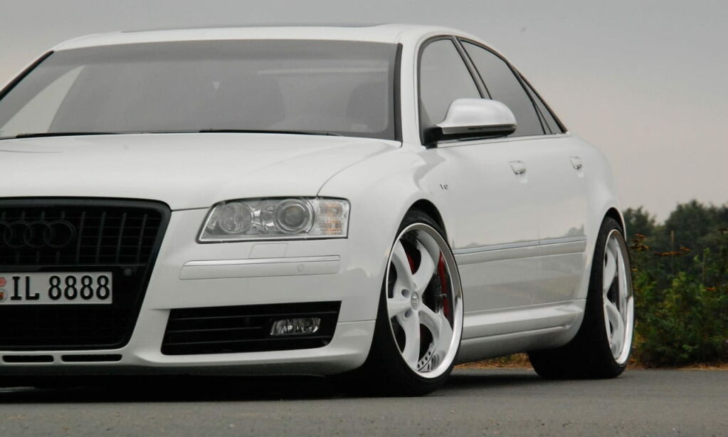 Audi S8 by Mariani