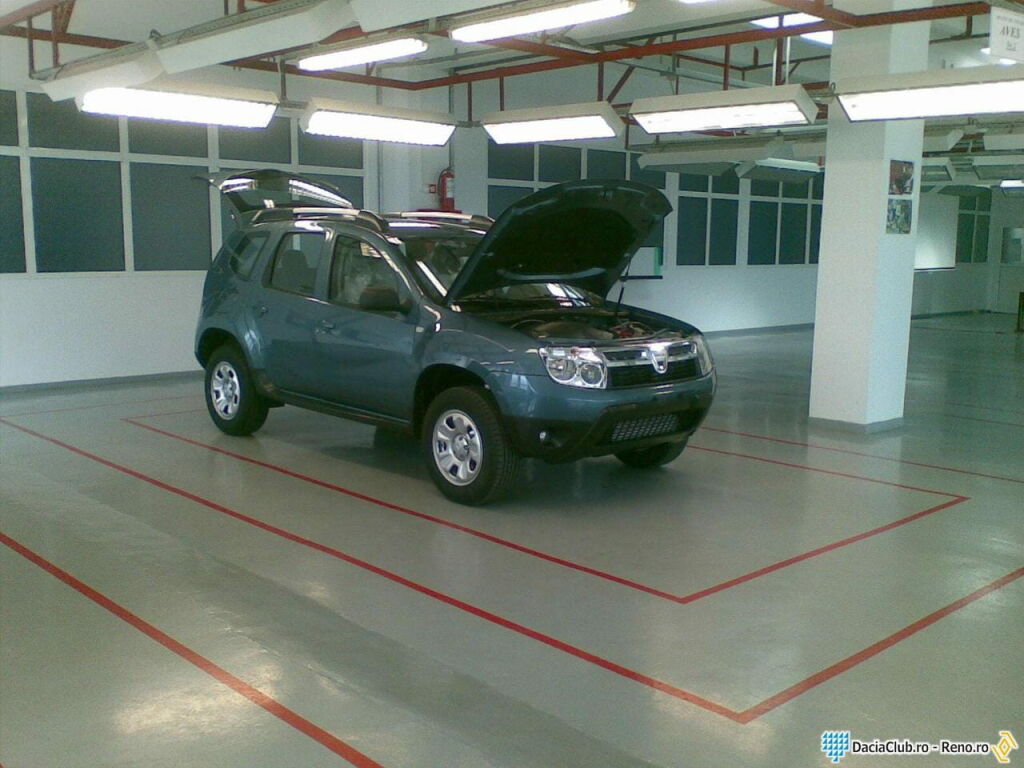 Dacia SUV, fotos espía