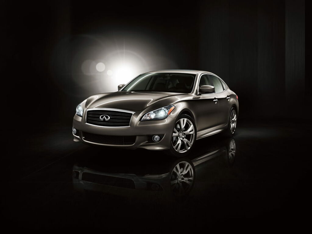 Infiniti M 2010