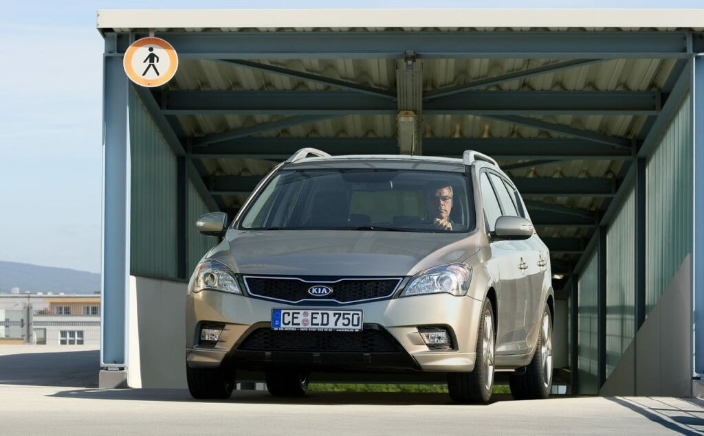 Kia Cee'd Sporty Wagon 2010