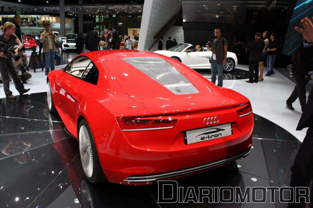 Audi R8 V10, R8 V10 Spider y etron en Frankfurt 2009