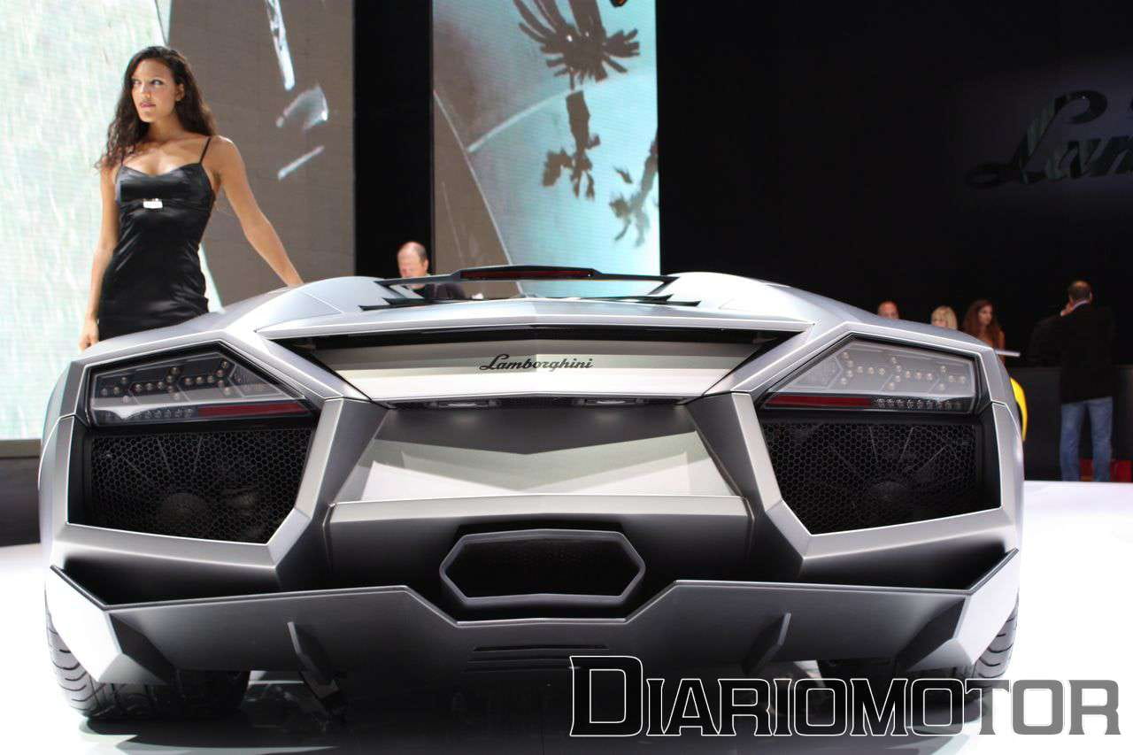 Galería Un avión en Frankfurt 2009: Lamborghini Reventón Roadster