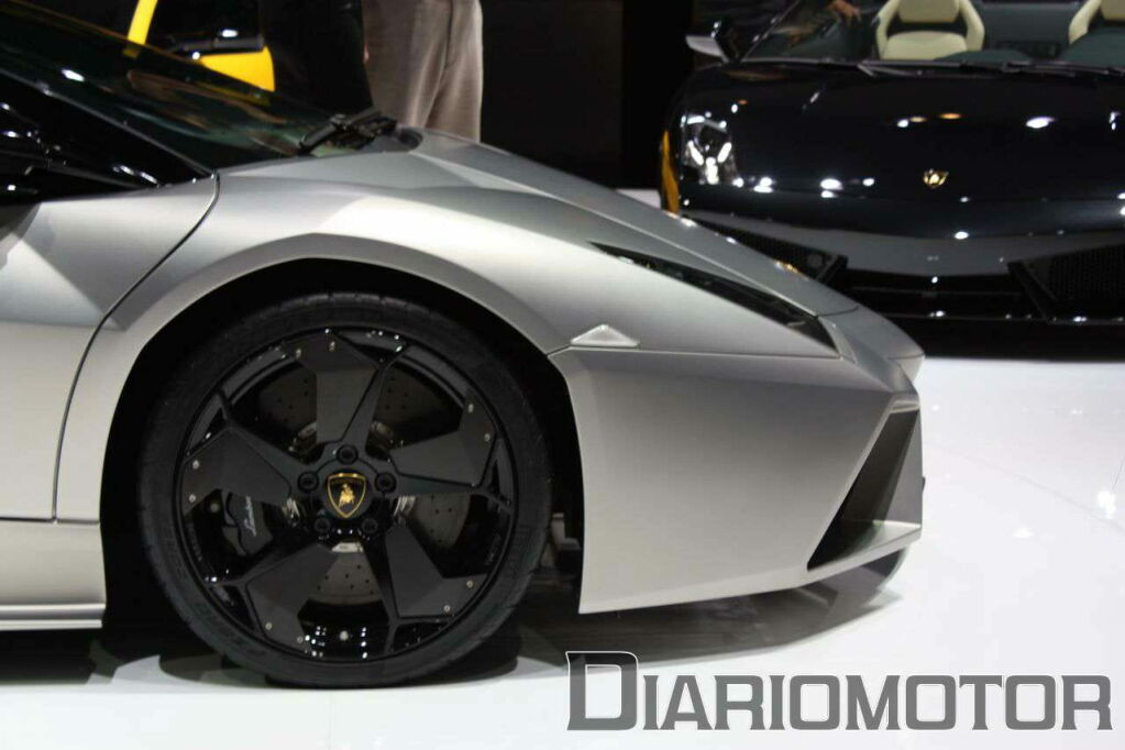 Galería Un avión en Frankfurt 2009: Lamborghini Reventón Roadster