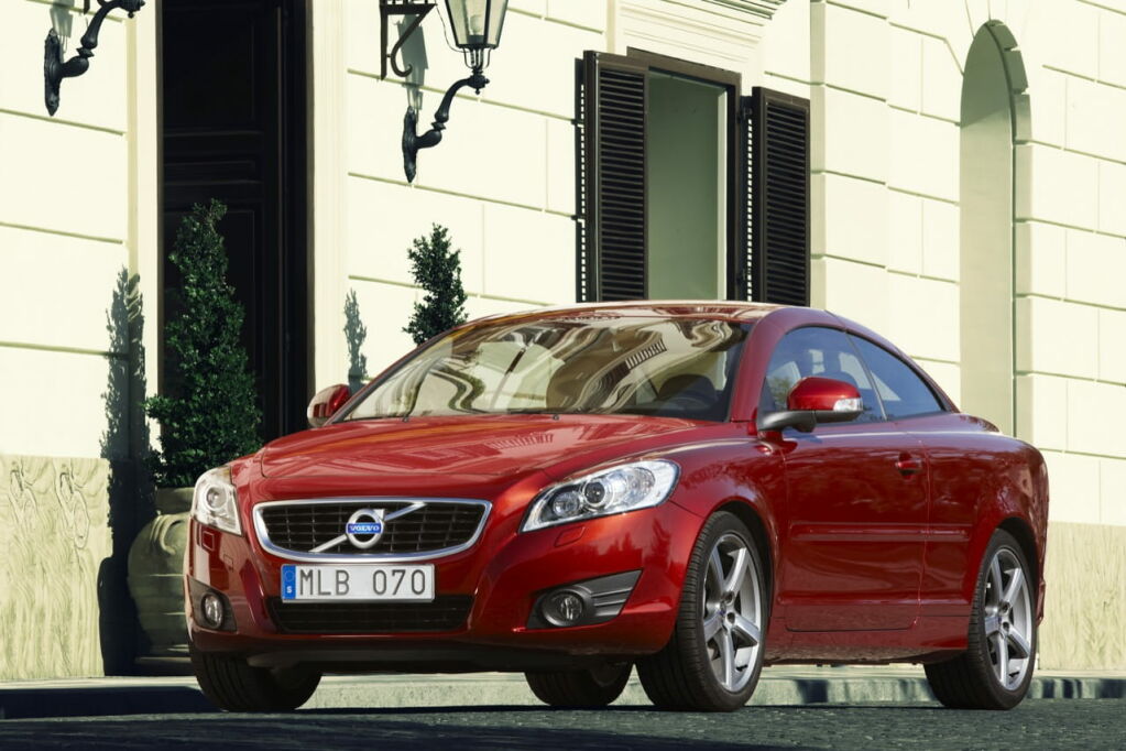 Volvo C70 2010