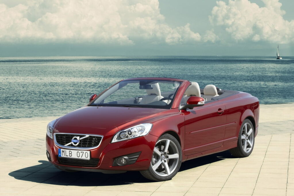 Volvo C70 2010