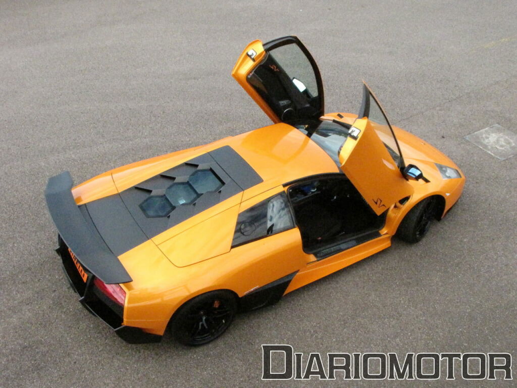 Mini prueba del Lamborghini Murciélago LP670-4 SV