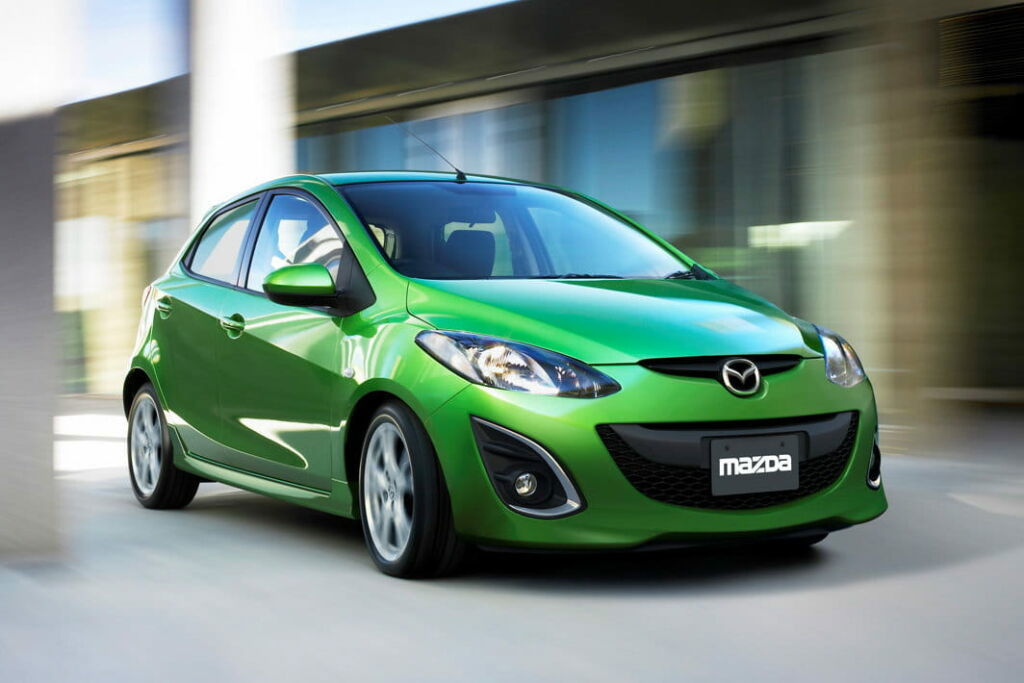 mazda-2-2010-lavado-cara-2